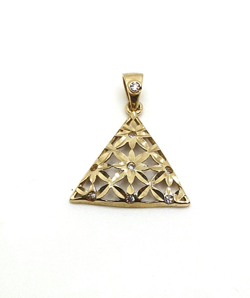 תליון זהב 14 קראט חריטות לייזר קולקציה חדשה