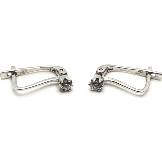 עגילי זהב לבן 14 קראט אבן מרכזית שיא הקלאס קולקציה חדשה מבצע 699ש"ח משלוח חינם לכל הארץ עד 12 תשלומים ללא ריבית מבצעים חמים באתר