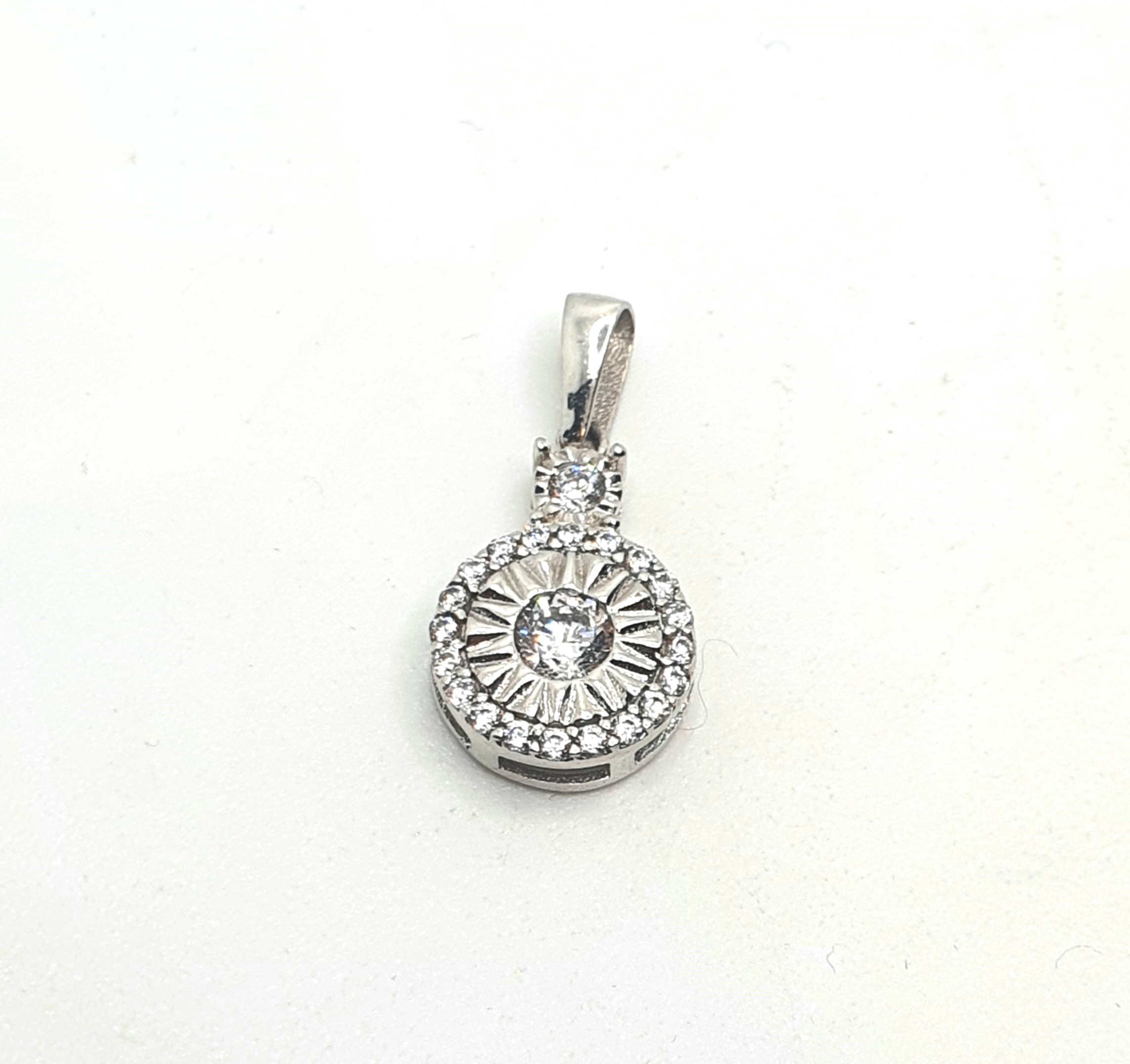 תליון זהב לבן 14 קראט משובץ קולקציה חדשה tgtg1500