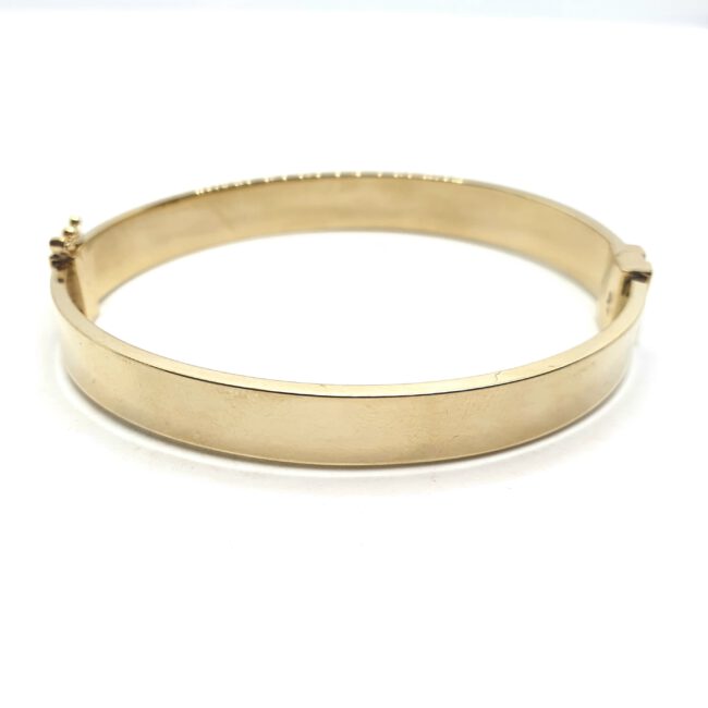 צמיד זהב 14K קשיח מבריק מרשים קולקציה חדשה מבצע 3,550 ש"ח משלוח חינם לכל הארץ בדואר מבוטח עד 12 תשלומים ללא ריבית מבצעים חמים באתר