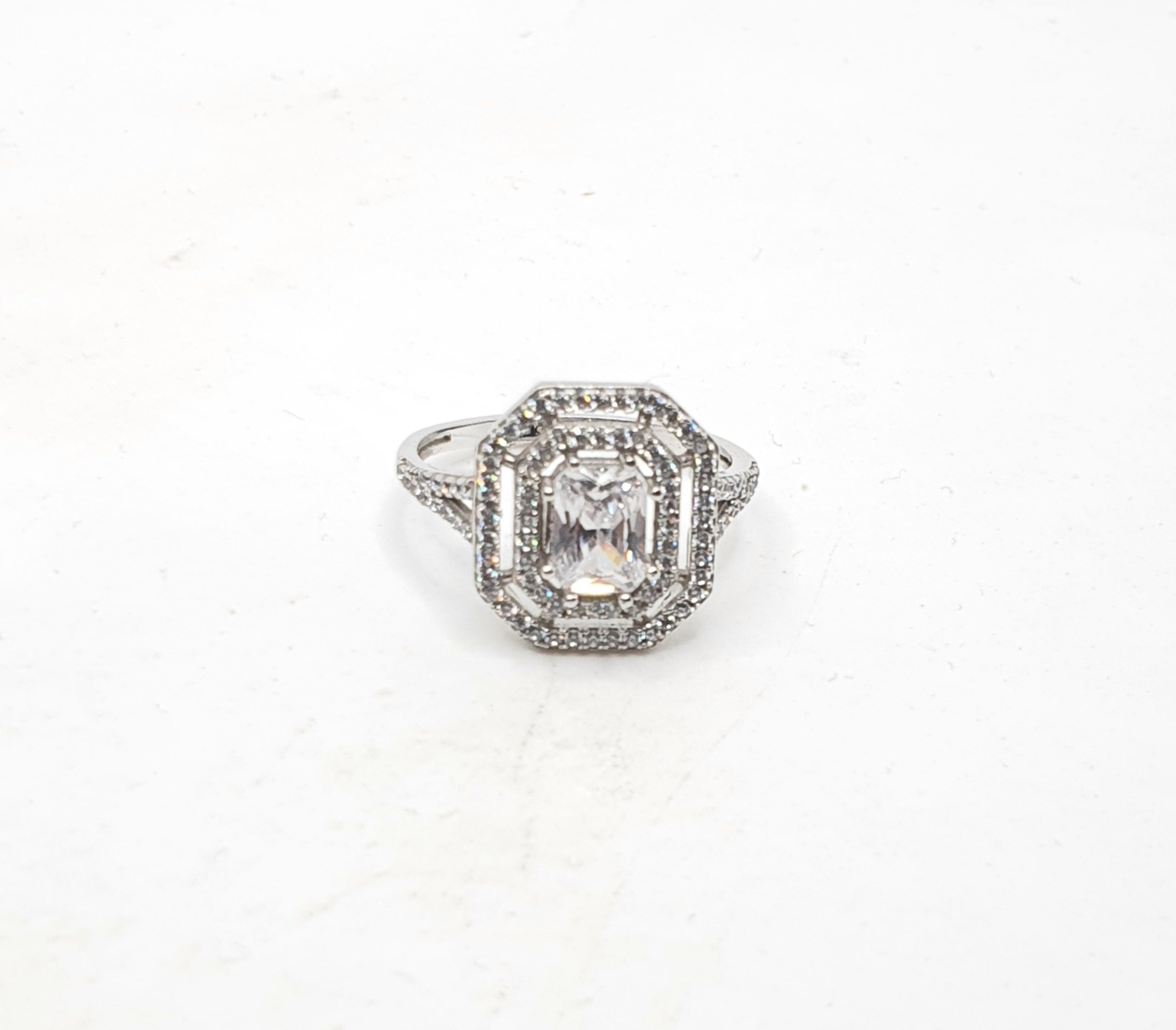 טבעת זהב לבן 14 קראט סוליטר מרשים קולקציה חדשה grzz500