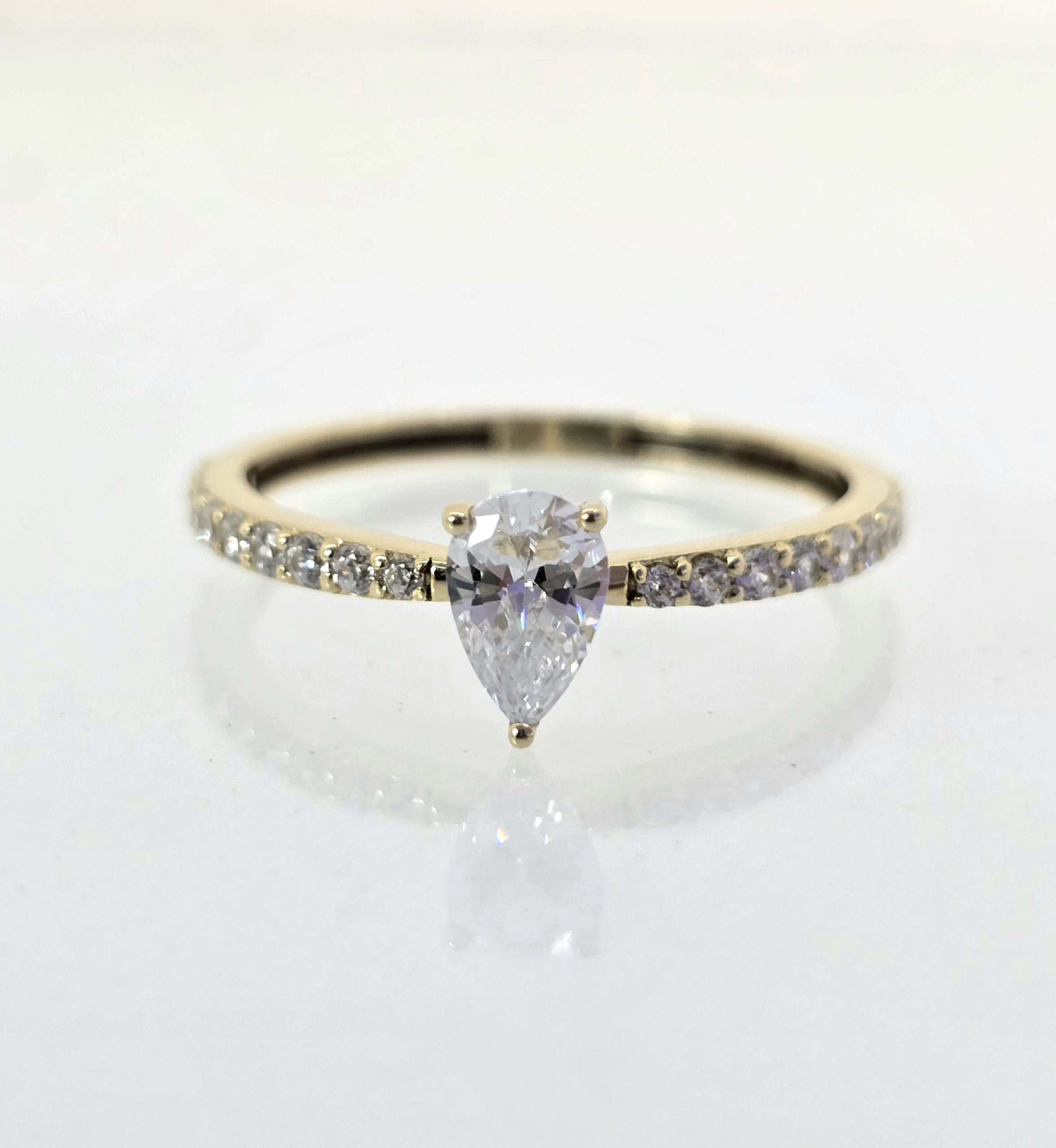 טבעת זהב 14 קראט טיפה סוליטר קולקציה חדשה grbhn7