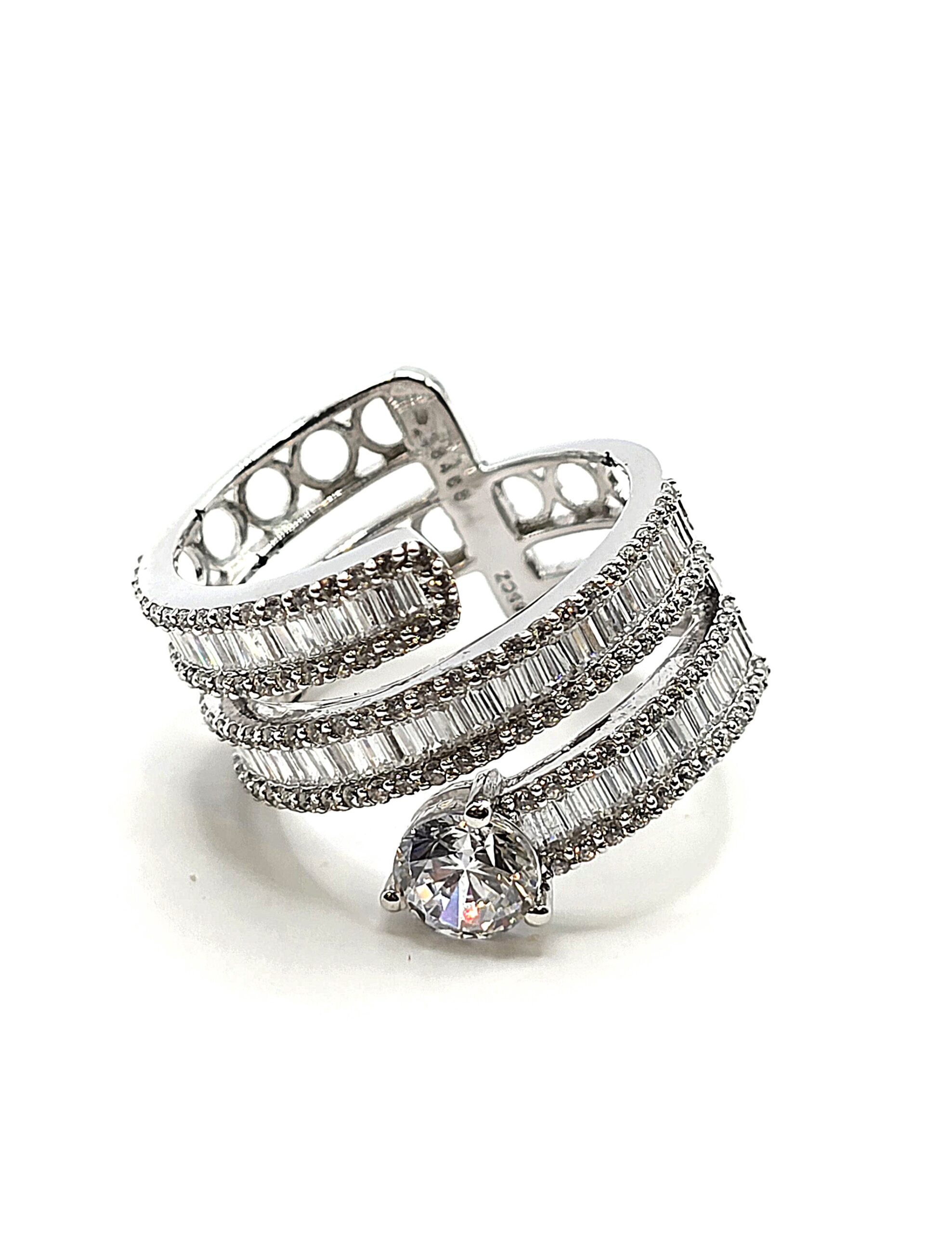 טבעת זהב לבן 14 קראט שורות קולקציה חדשה gr stars