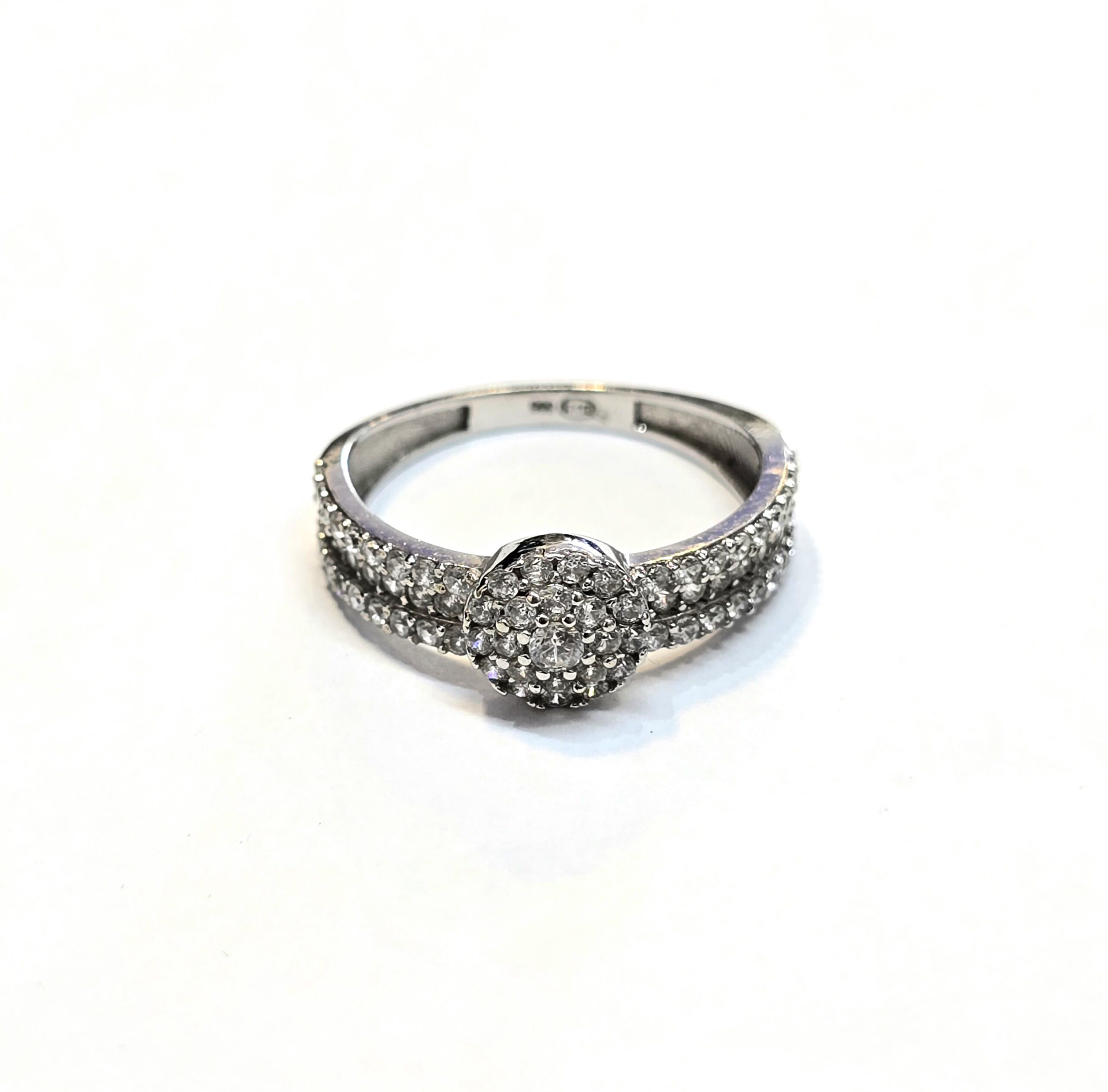 טבעת זהב לבן משובצת 14 קראט קולקציה חדשה grtn4