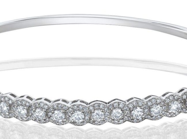 צמיד בנגל זהב לבן 14 קראט משובץ יהלומים טבעיים דגם פרחים קולקציה מיוחדת gdb500