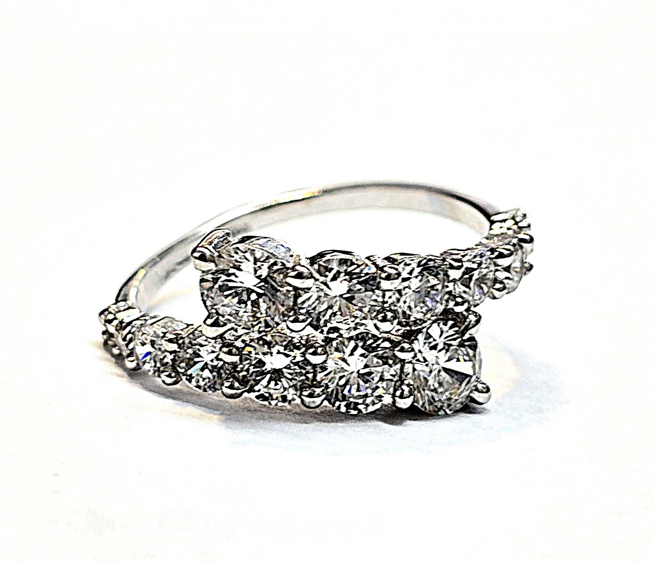 טבעת יהלומי מעבדה משובצת 1 קראט זהב לבן 14 קראט drlab10