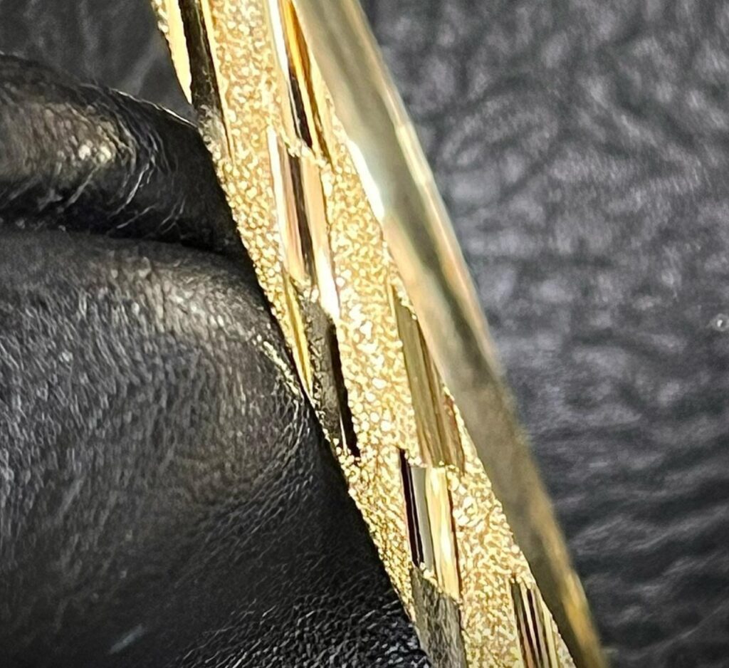 צמיד זהב 14 קראט חצי חריטות יהלום קולקציה חדשה gb200