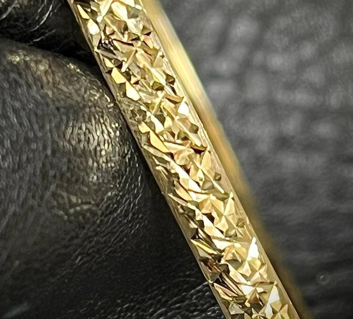 צמיד זהב צהוב 14 קראט חריטות לייזר קולקציה חדשה gb900