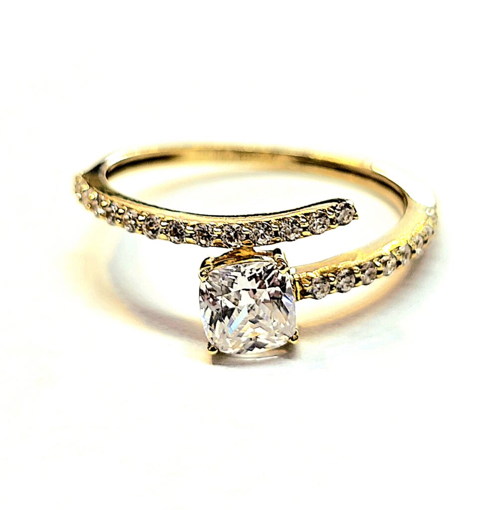 טבעת יהלומי מעבדה 0.6 קראט זהב 14 קראט GRD70