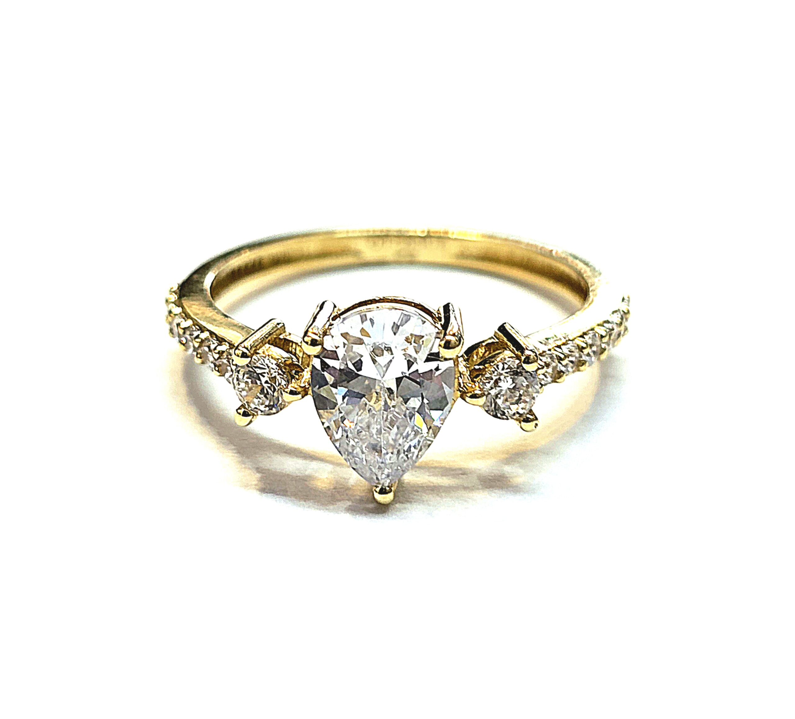 טבעת יהלומי מעבדה זהב 14 קראט משובצת 1.00 קראט DRTIP2