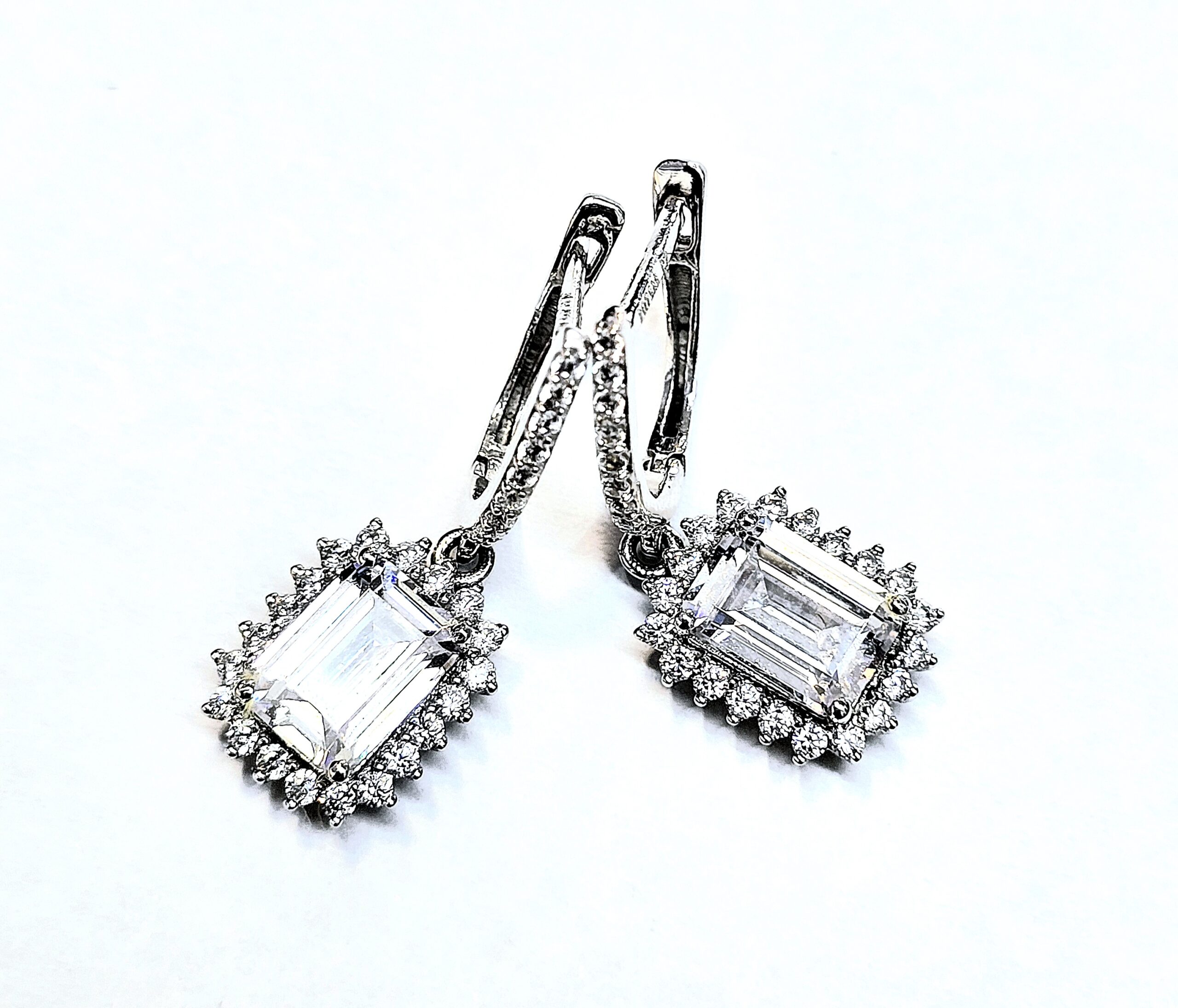 עגילי יהלומי מעבדה זהב לבן 14 קראט קולקציה חדשה eglab10