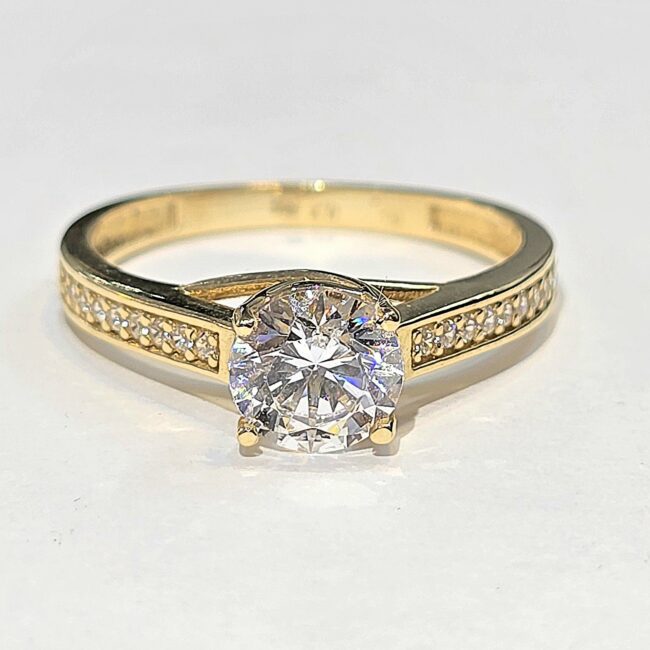 טבעת זהב צהוב 14 קראט משובץ יהלומי מעבדה 0.80 קראט grmbn99