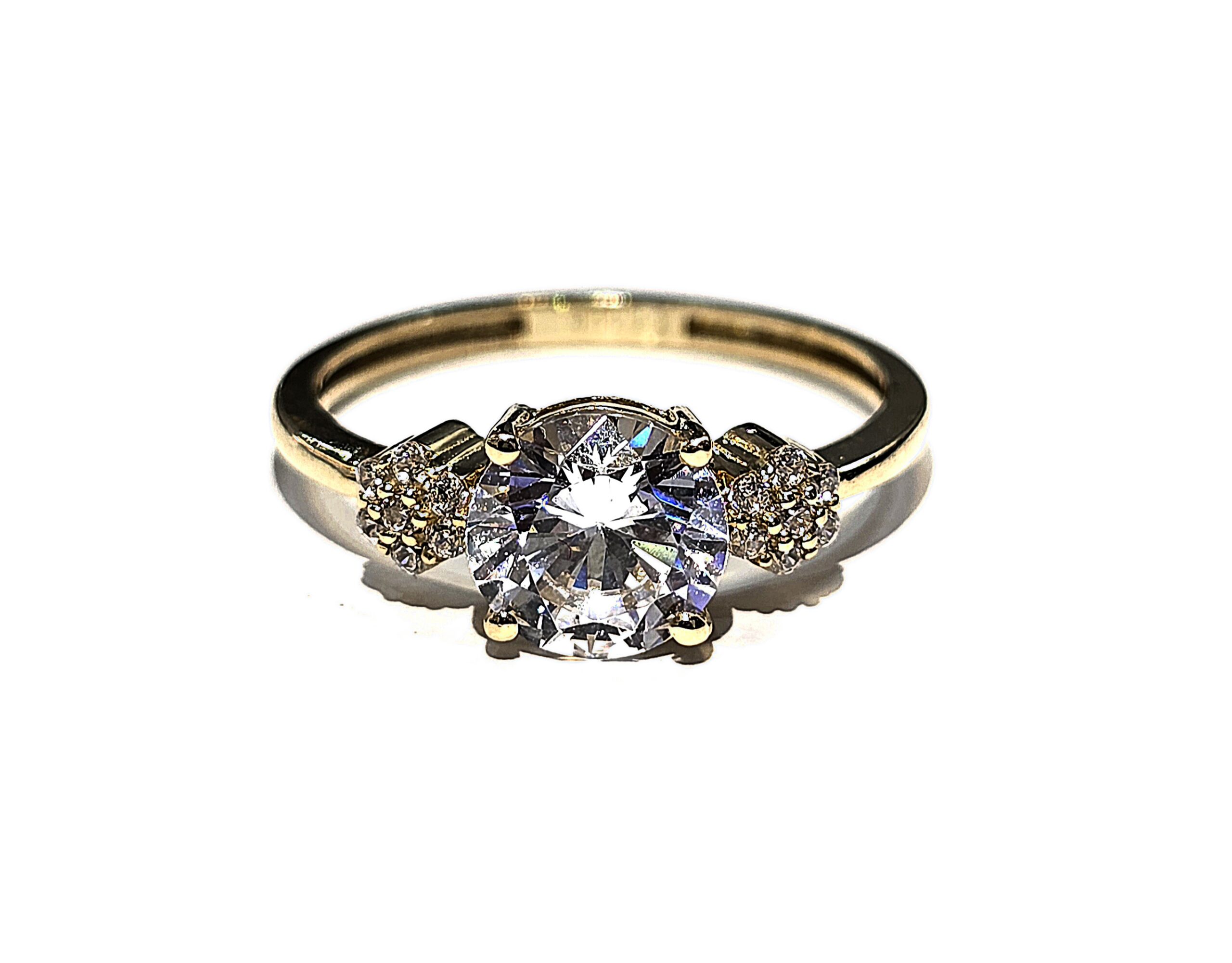 טבעת זהב צהוב 14 קראט משובצת יהלום מעבדה מרכזי 0.80 קראט  grnb7878