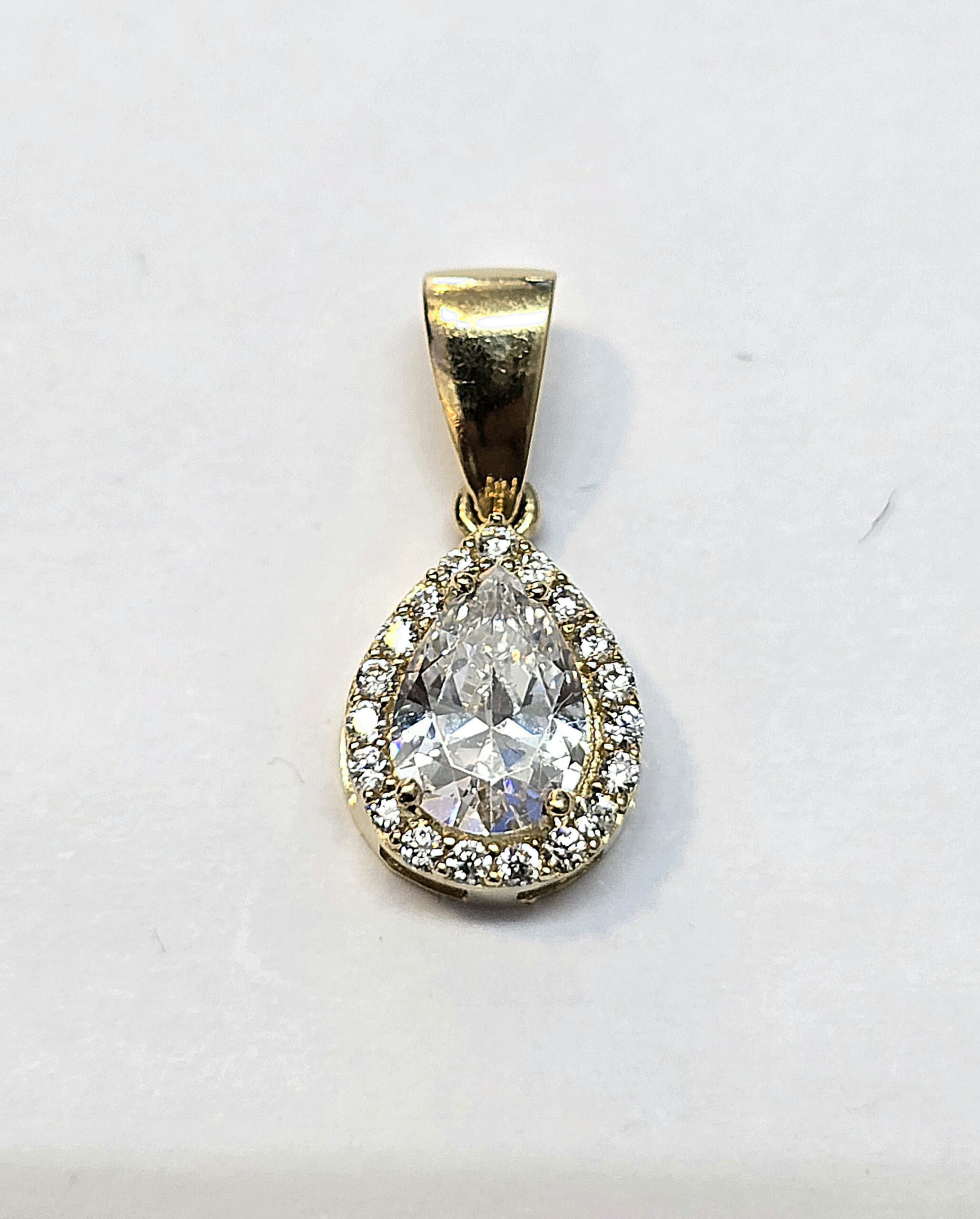 תליון טיפה משובץ זהב 14 קראט קולקציה חדשה tgbhty