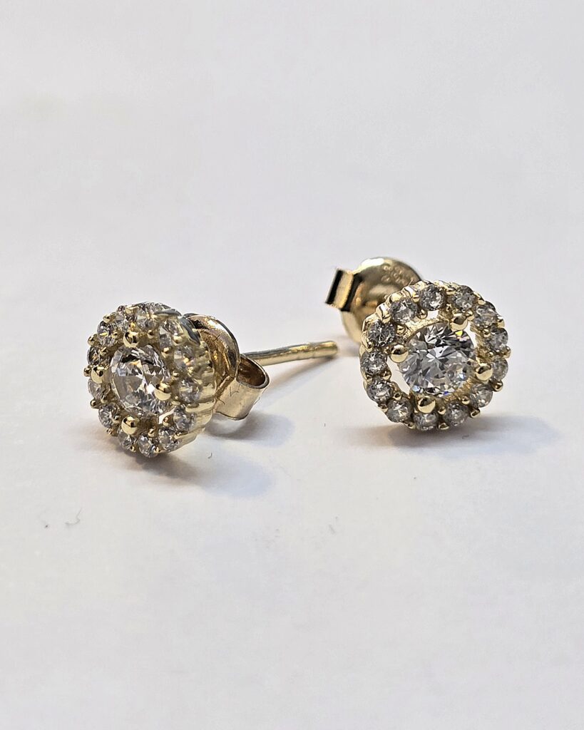 עגילי זהב 14 קראט צמודים עגולים קולקציה חדשה grbh765