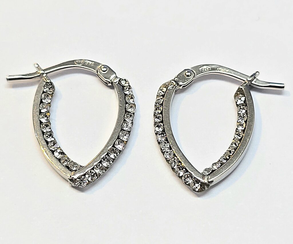 עגילי זהב לבן 14 קראט משובץ זרקונים קולקציה חדשה tttl7