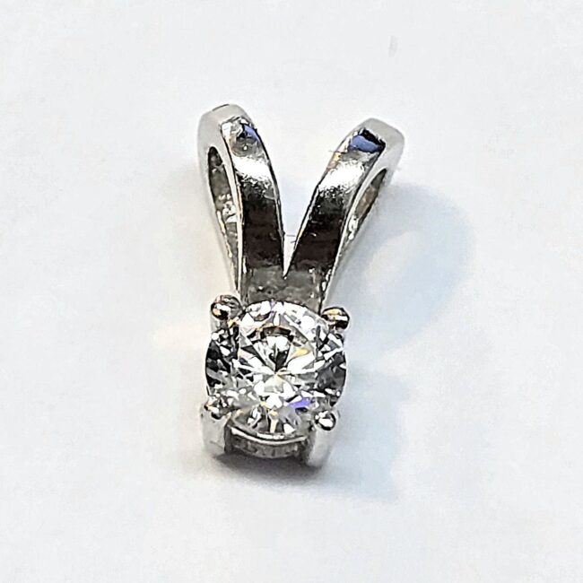 תליון זהב לבן 14 קראט משובצת אבן מרכזית קולקציה חדשה Tza7