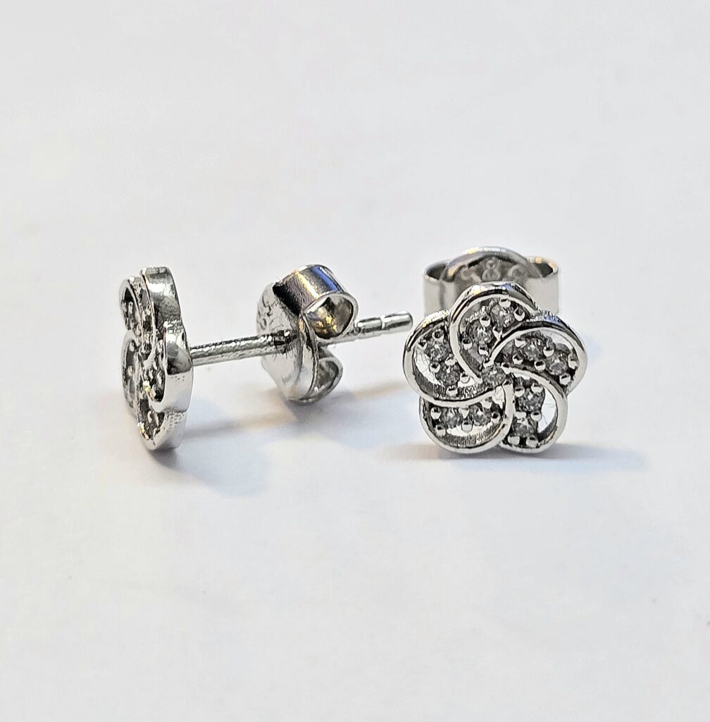 עגילי זהב לבן 14 קראט פרח קולקציה חדשה opvv55