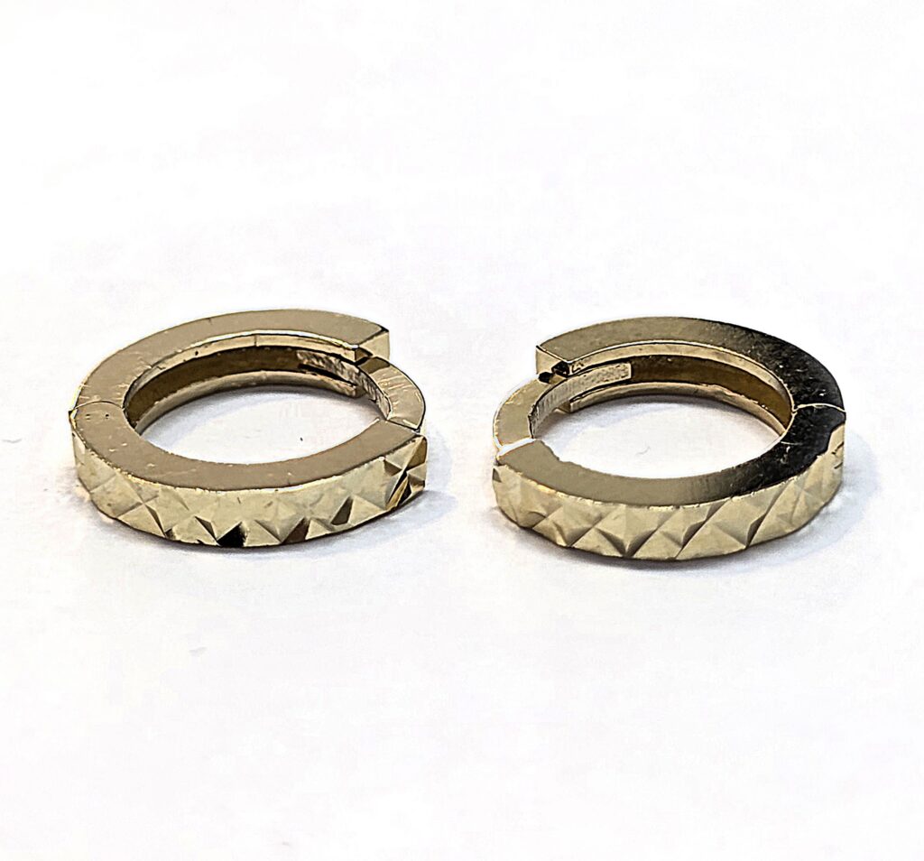 עגילי זהב 14 קראט חישוק קטן קולקציה חדשה opl5