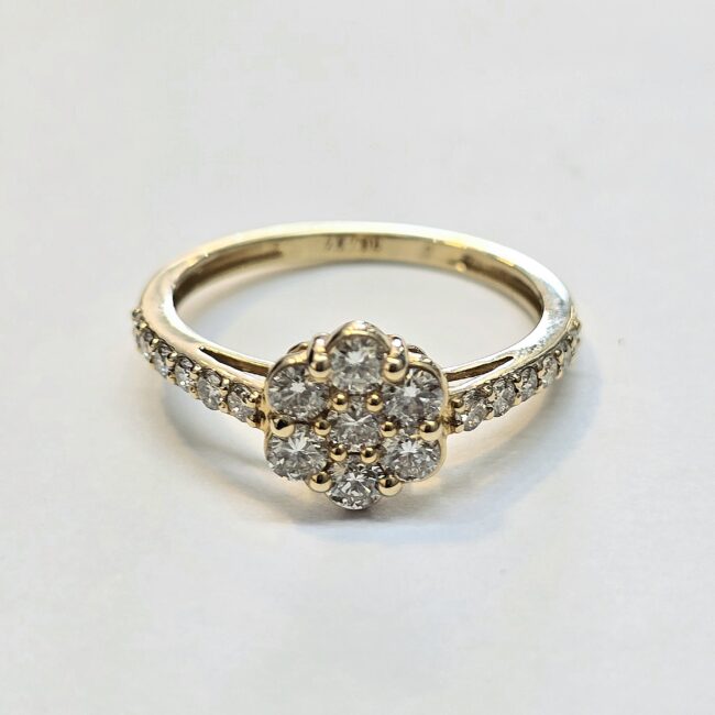 טבעת זהב 14 קראט משובצת 0.65 יהלומים טבעיים קולקציה חדשה GRD902