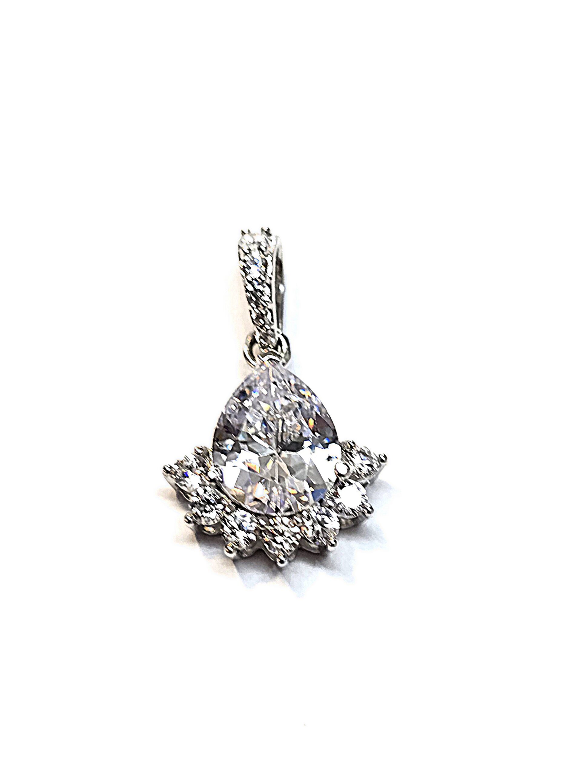 תליון זהב לבן 14 קראט משובץ זרקונים קולקציה חדשה Gt107