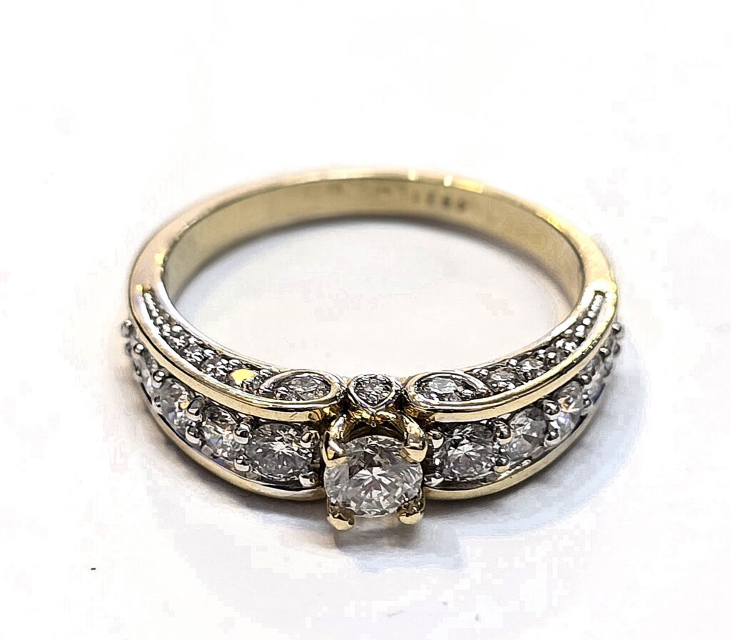 טבעת יהלומים טבעיים זהב 14 קראט קולקציה חדשה GYRD709