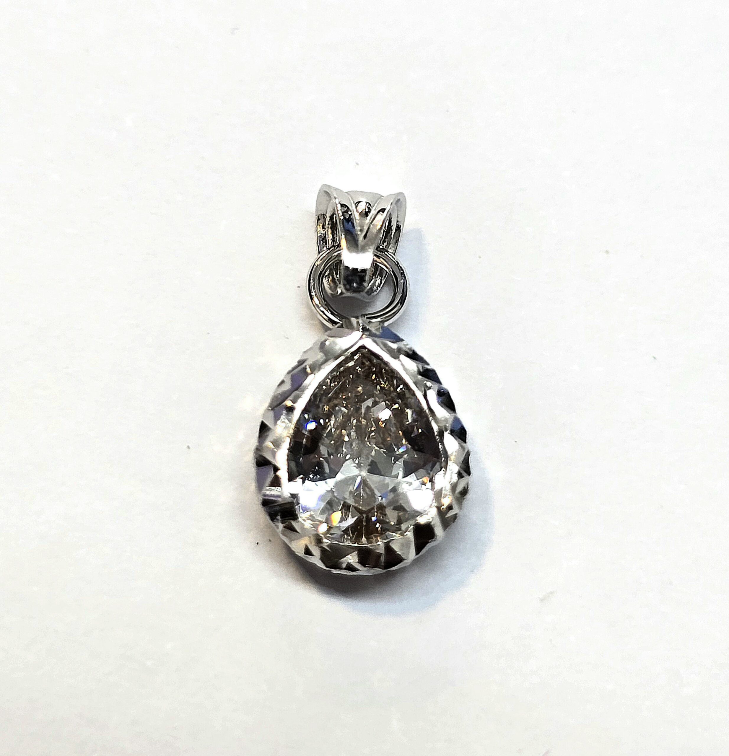 תליון זהב 14 קראט זהב לבן משובץ זרקון טיפה קולקציה חדשה TALI100