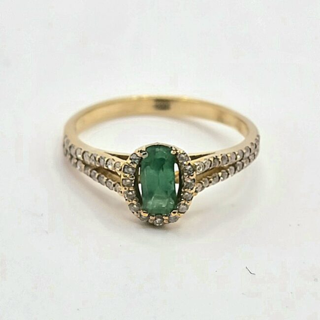 טבעת זהב 14 קראט משובצת יהלומים טבעיים ואבן אמרל קולקציה חדשה SDFG234