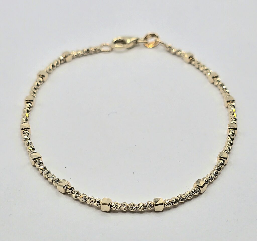 צמיד זהב 14K כדורים מגיע עם שרשרת תואמת קולקציה חדשה 2,690 ש"ח עד 12 תשלומים ללא ריבית משלוחים חינם לכל הארץ מבצעים חמים באתר הורידו את האפליקציה