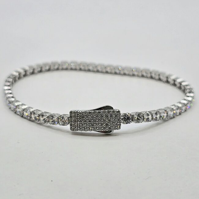 צמיד טניס שורה זהב לבן 14K מהמם קולקציה חדשה מבצע 5,800 ש"ח עד 12 תשלומים ללא ריבית משלוחים חינם לכל הארץ מבצעים חמים באתר הורידו את האפליקציה