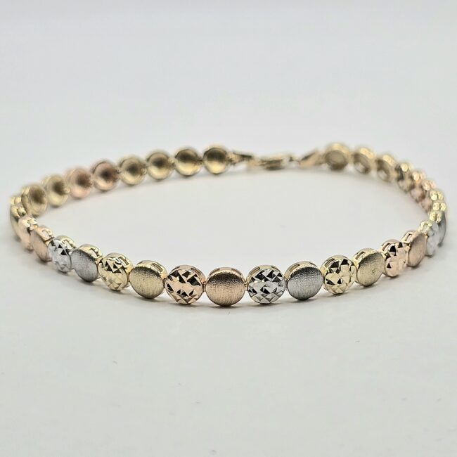 צמיד זהב 14K שלושה צבעים שיא הסטייל קולקציה חדשה מבצע 4,900 ש"ח משלוח חינם לכל הארץ עד 12 תשלומים ללא ריבית מבצעים חמים באתר הורידו את האפליקציה