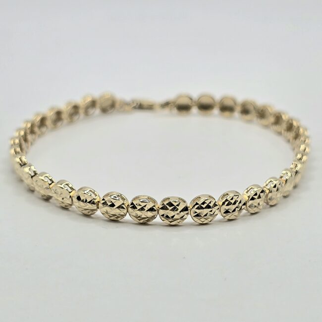 צמיד זהב 14K עיגולים חריטות לייזר קולקציה חדשה מבצע 4,550 ש"ח עד 12 תשלומים ללא ריבית מבצעים חמים באתר הורידו את האפליקציה