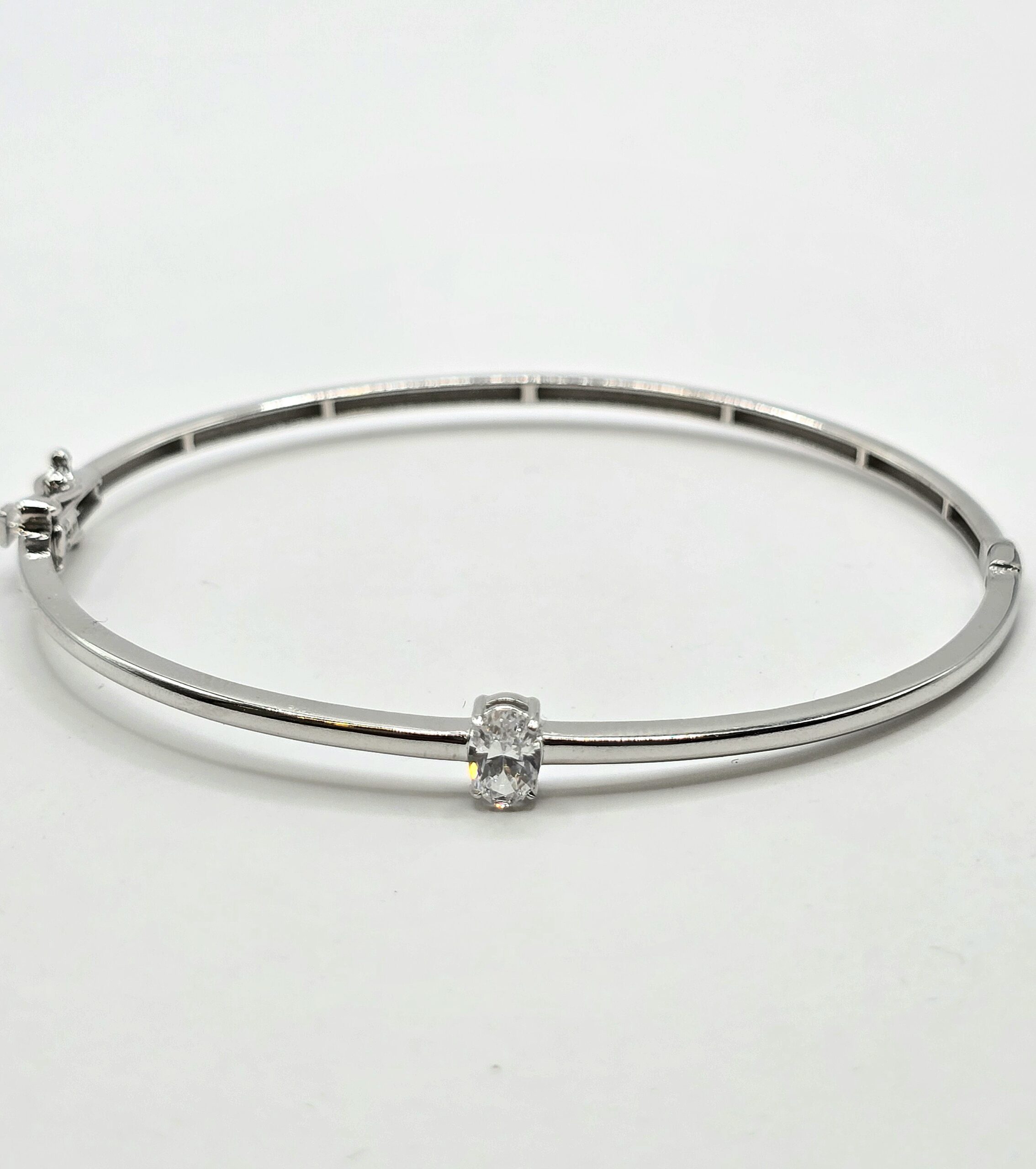 צמיד זהב לבן 14 קראט קשיח נפתח קולקציה חדשה gbbh204