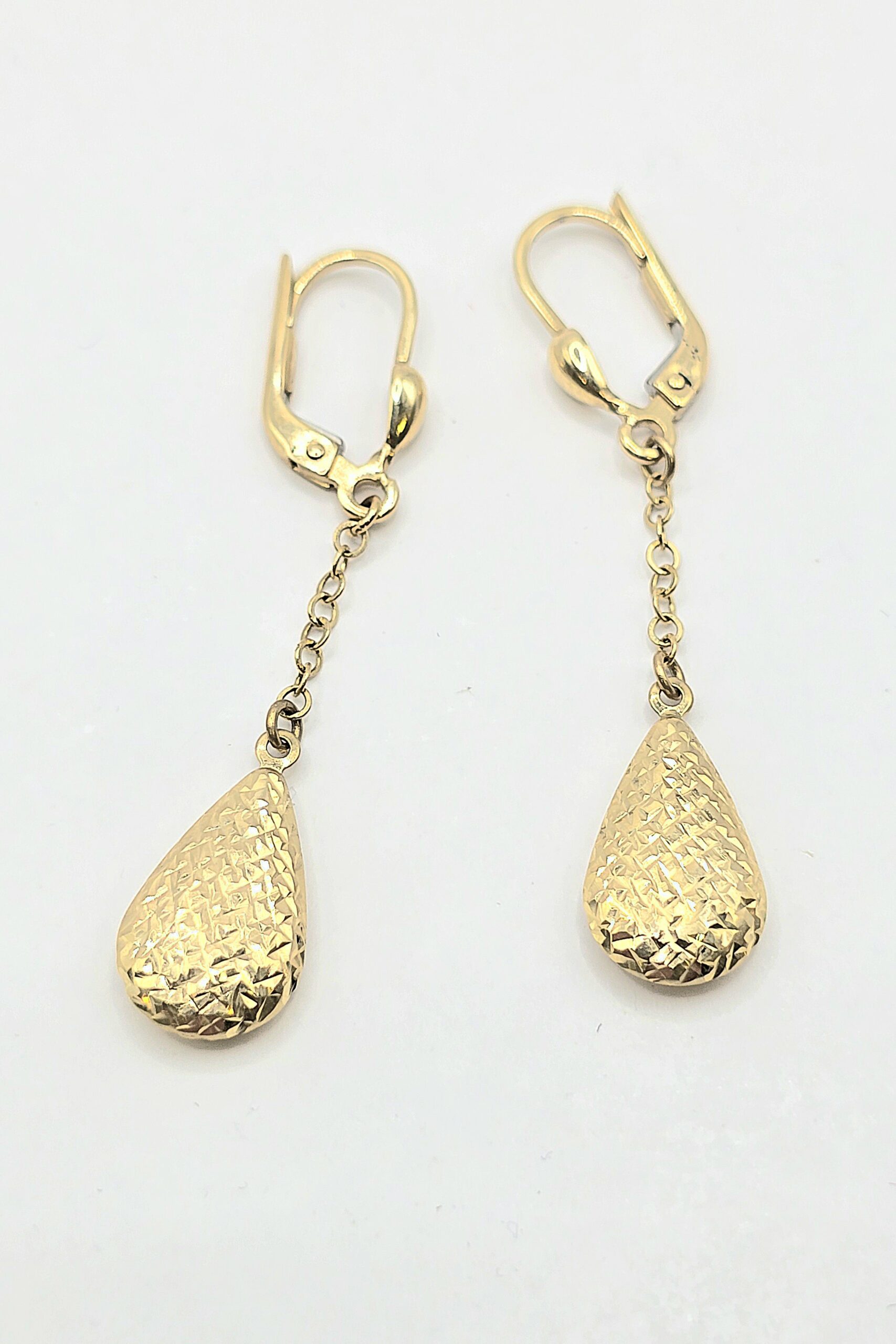 עגילי זהב 14 קראט תלויים קולקציה חדשה gebh107