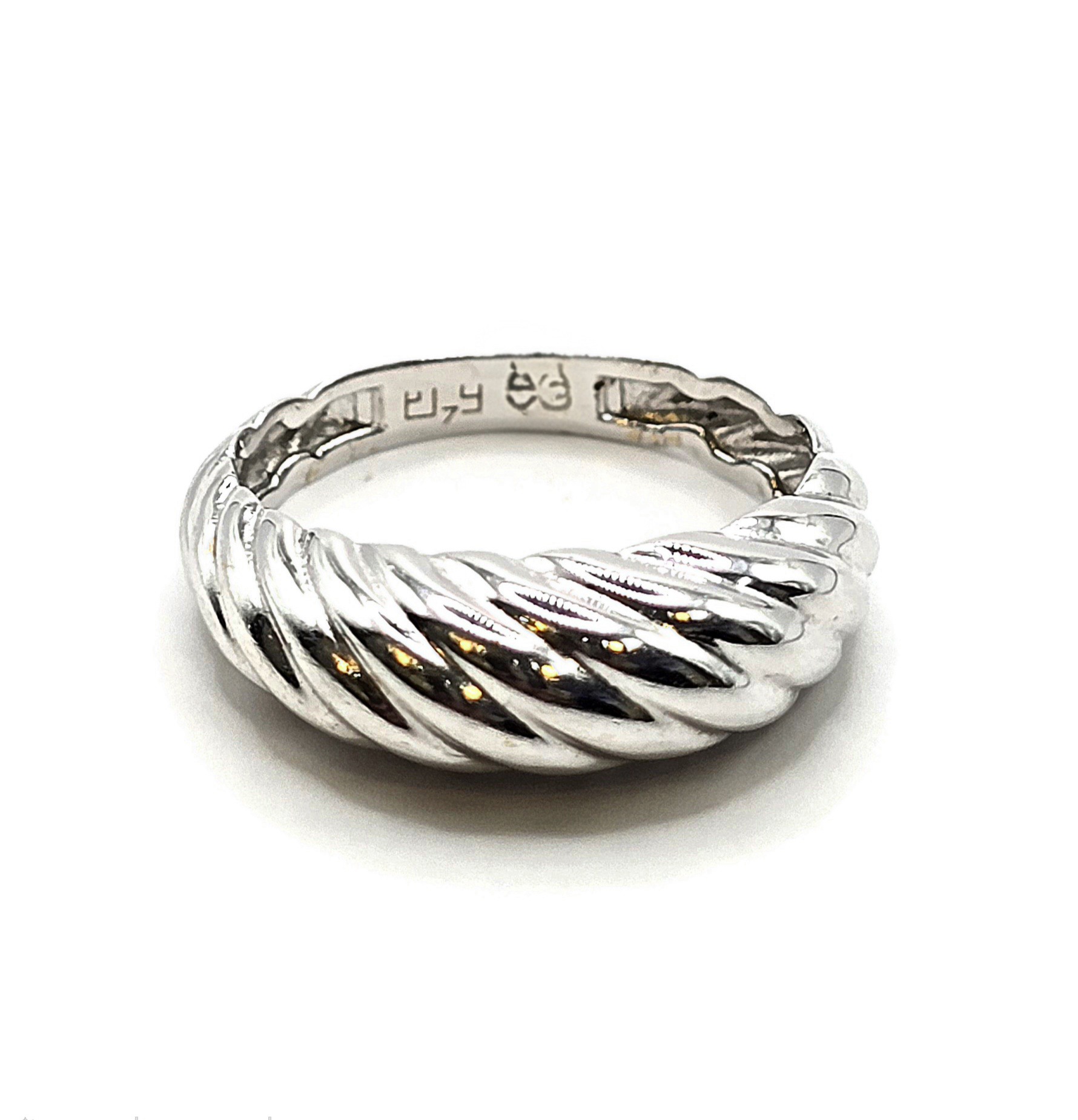 טבעת זהב 14 קראט קולקציה חדשה LOVE104