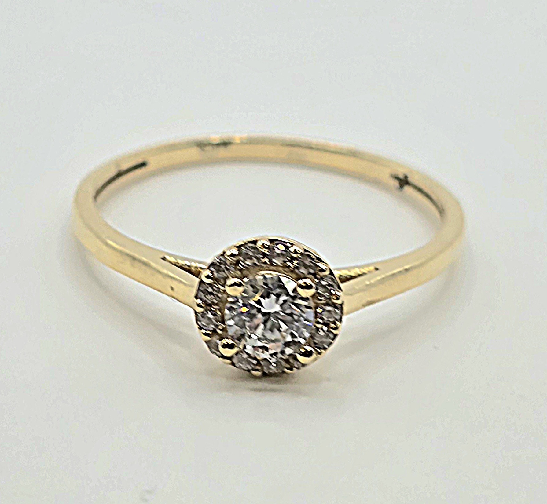 טבעת זהב 14 קראט מעוגלת משובצת זרקונים קולקציה חדשה LOVE117