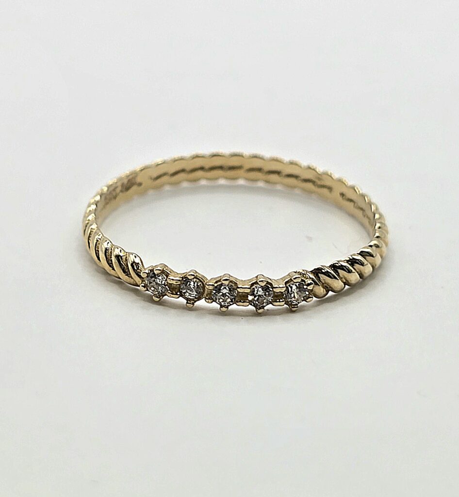 טבעת זהב 14 קראט מסולסלת קולקציה חדשה LOVE118