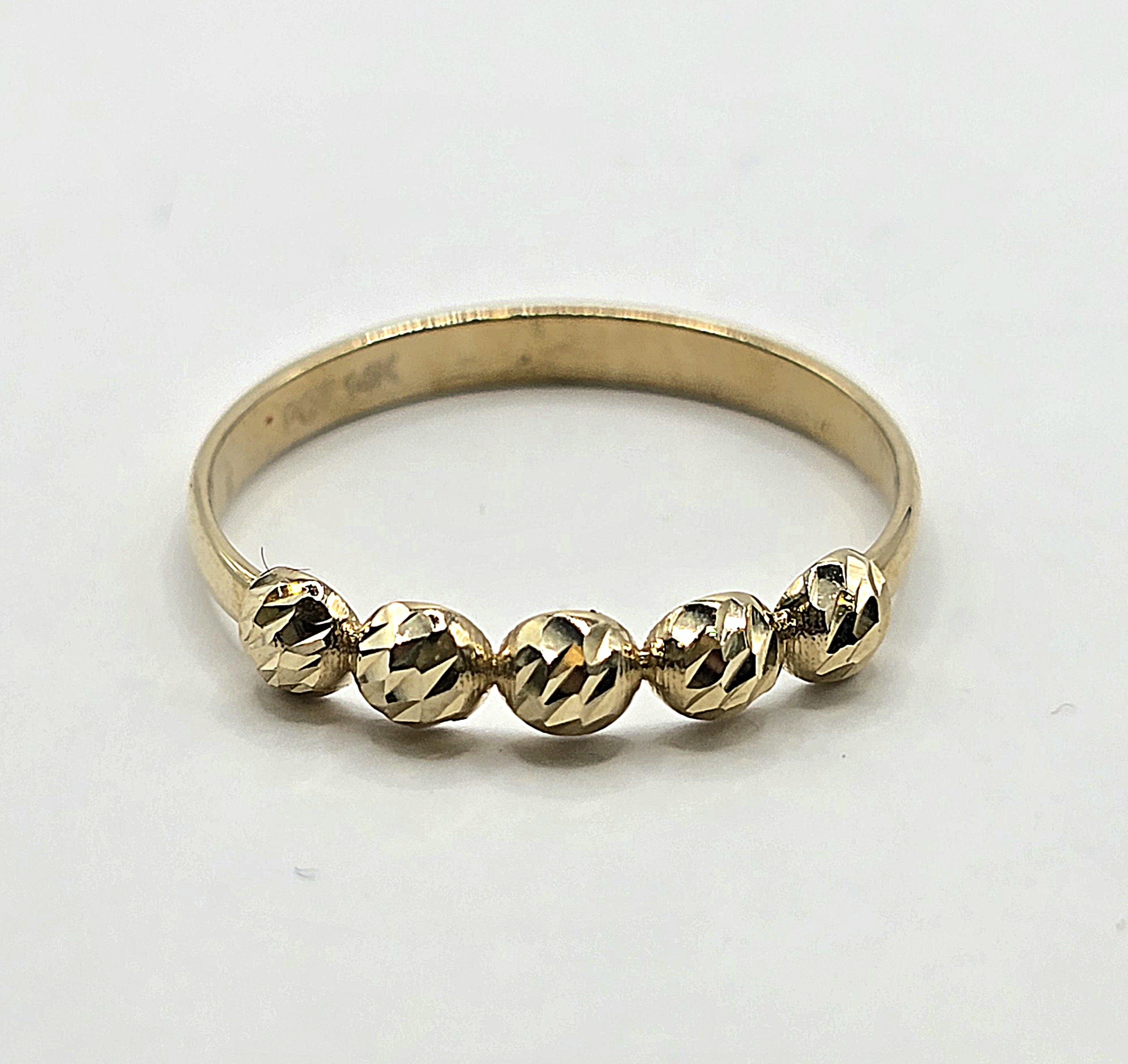 טבעת זהב 14 קראט כדורים חריטות קולקציה חדשה bhgr1