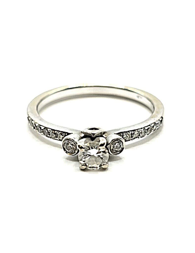 טבעת זהב לבן משובצת 0.32 יהלומים טבעיים TEz87