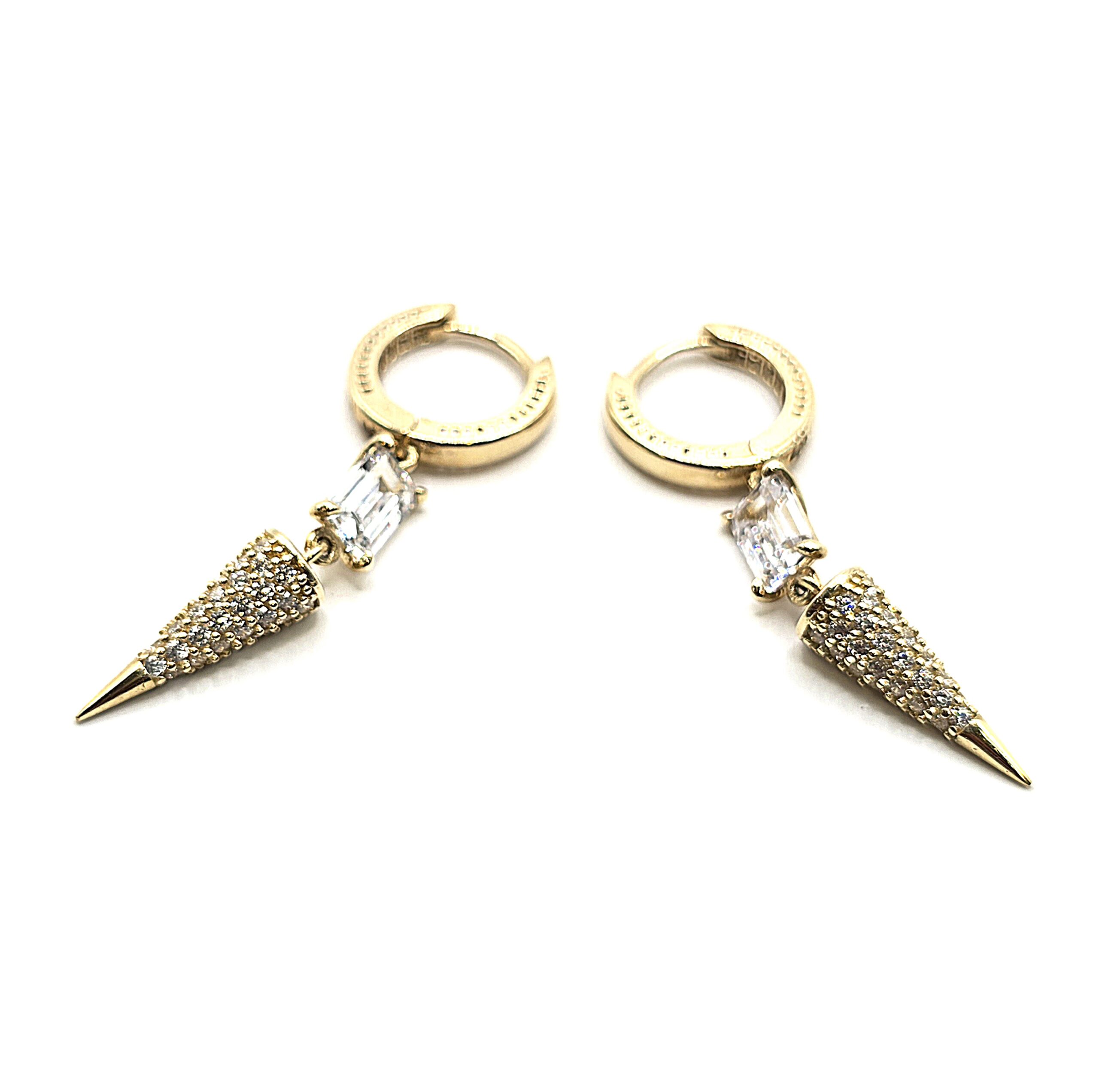 עגילי זהב שפיץ משובצי זרקונים קולקציה חדשה TEz1